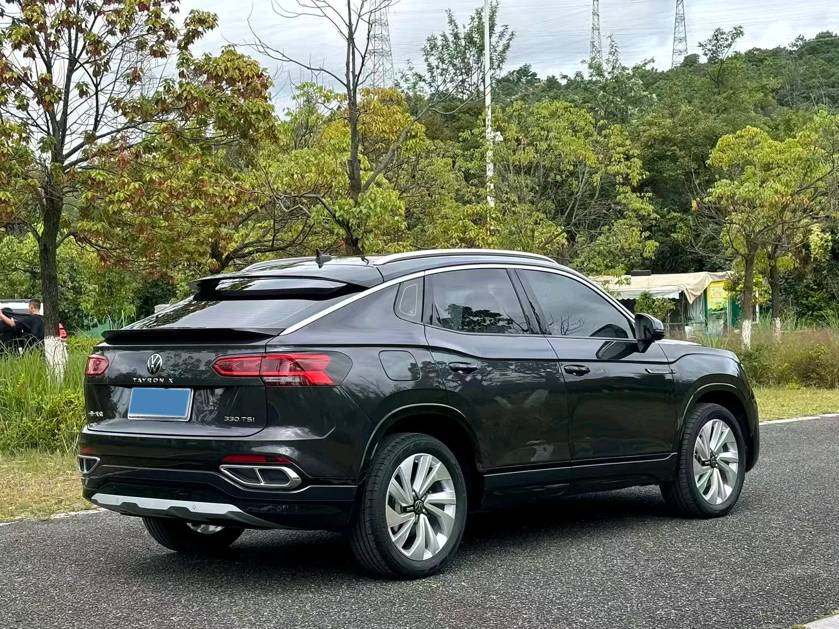 2020 VOLKSWAGEN TAYRON thumbnail 4