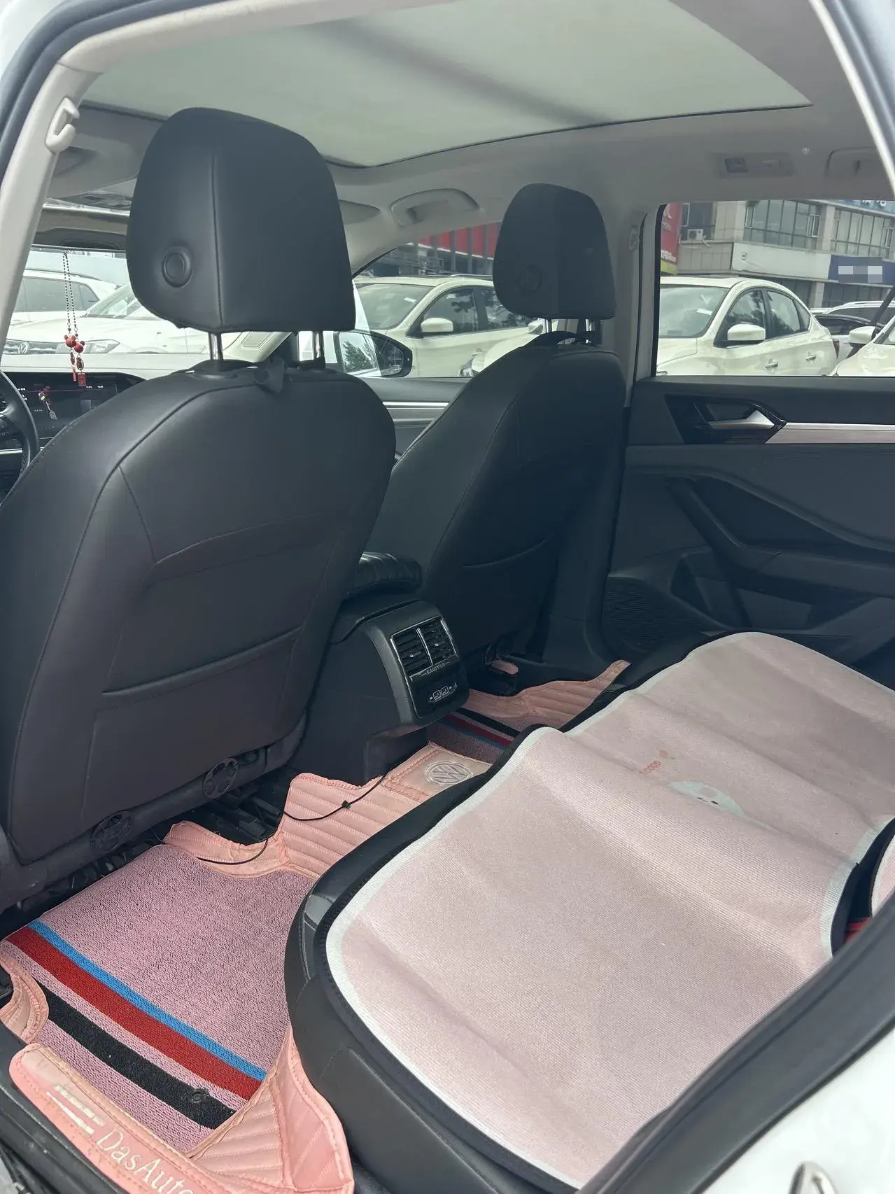 2020 VOLKSWAGEN SAGITAR thumbnail 4