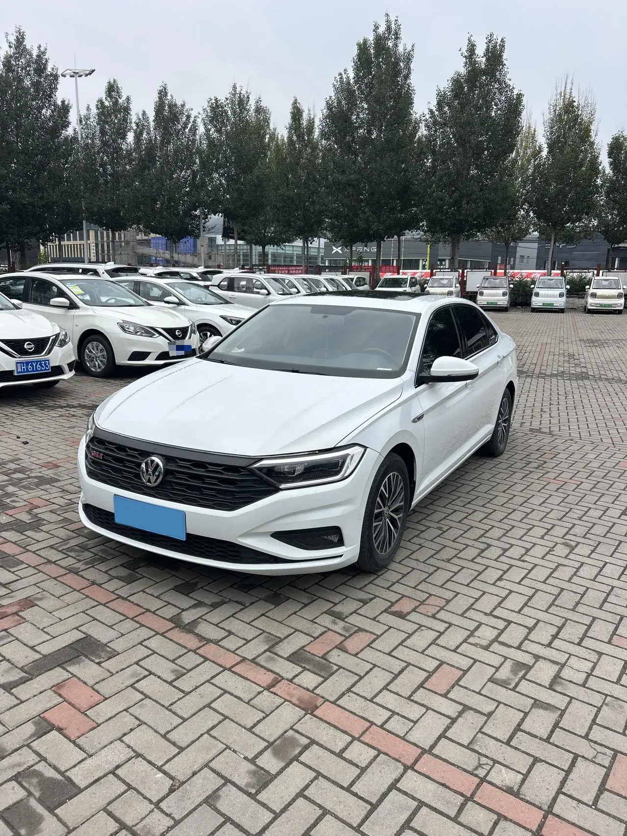 2020 VOLKSWAGEN SAGITAR view 1