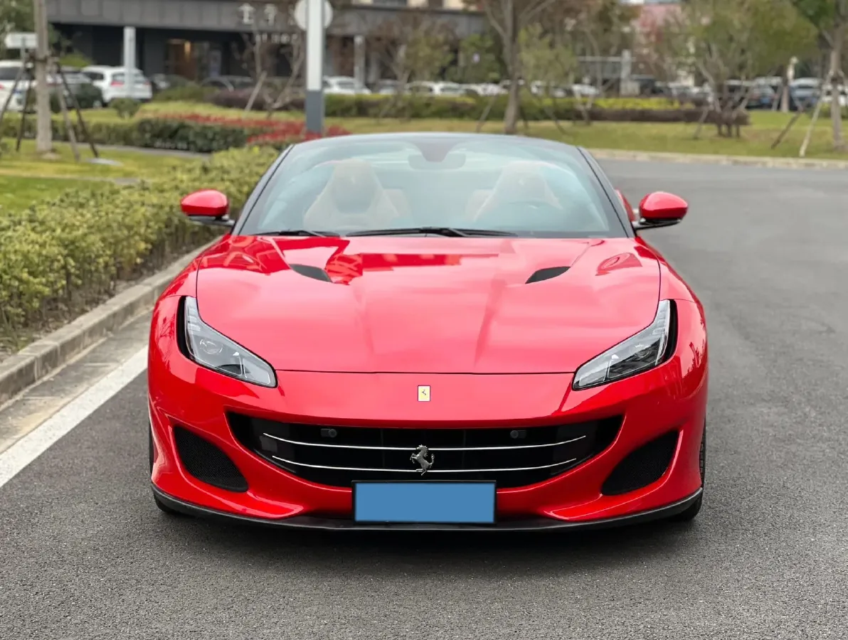 2018 Ferrari Portofino 3.9T 600HP V8 7DCT,autocango,china used car exporter,china ev exporter,chinese used car exporter,chinese used ev exporter