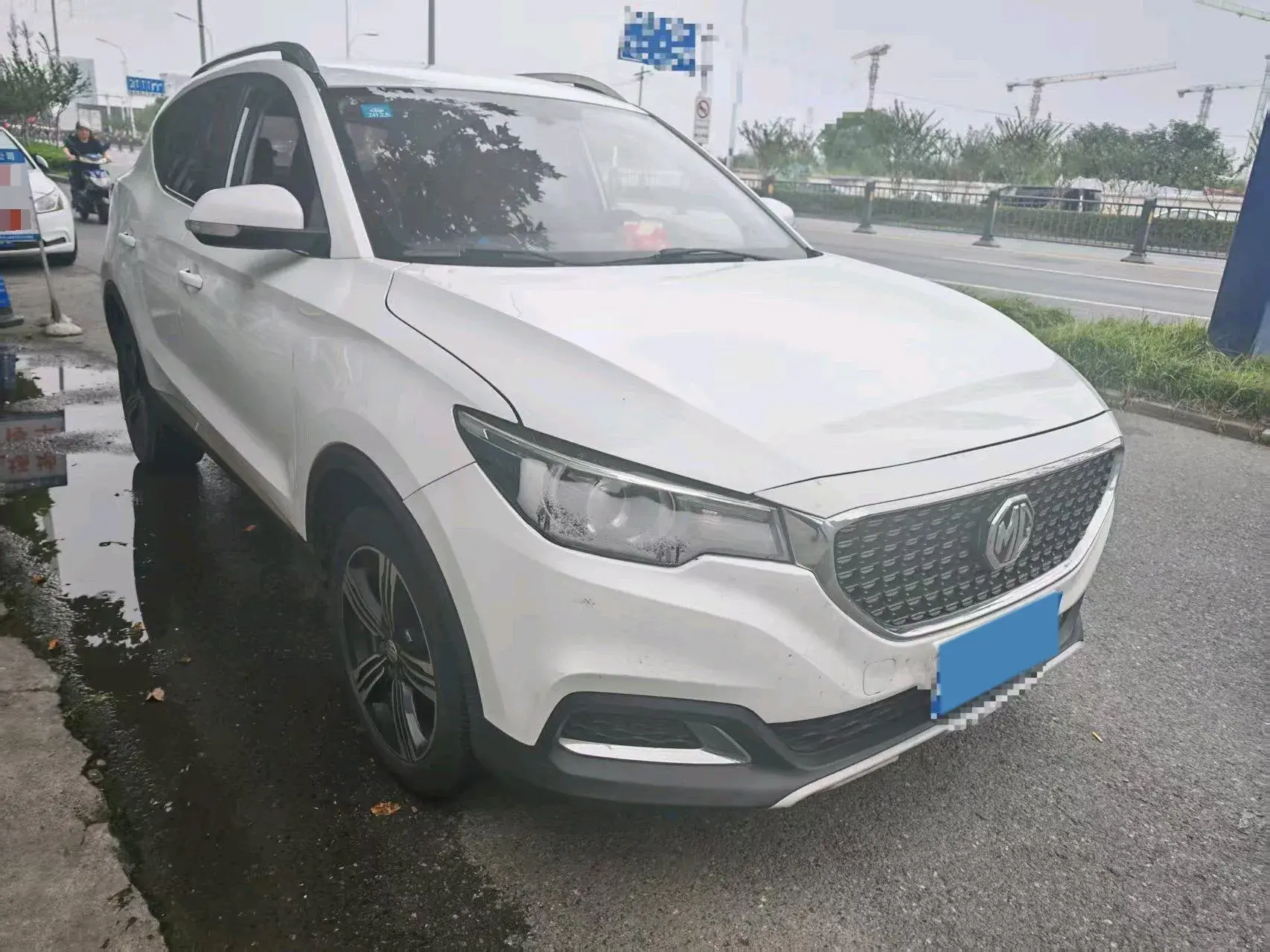 2018 MG ZS thumbnail 2