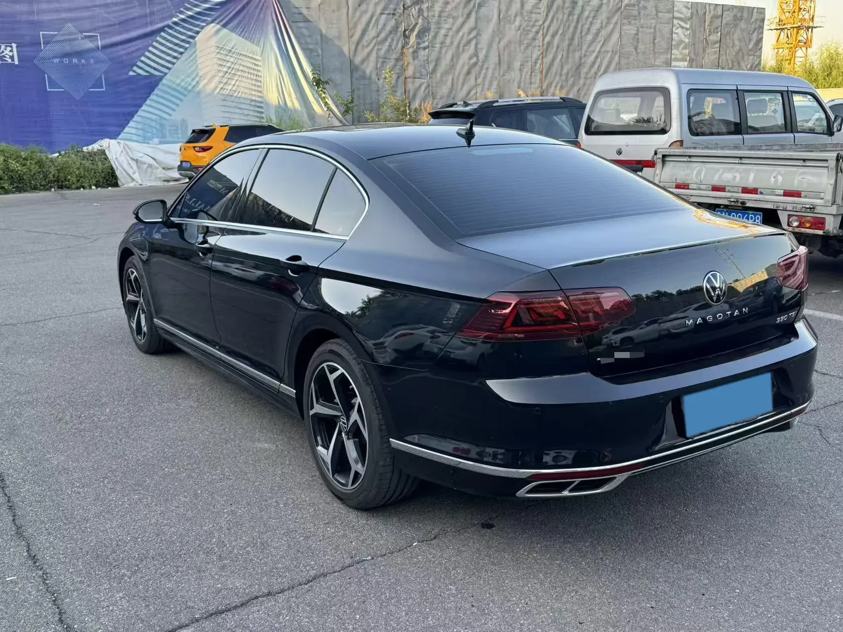 2025 VOLKSWAGEN MAGOTAN thumbnail 4