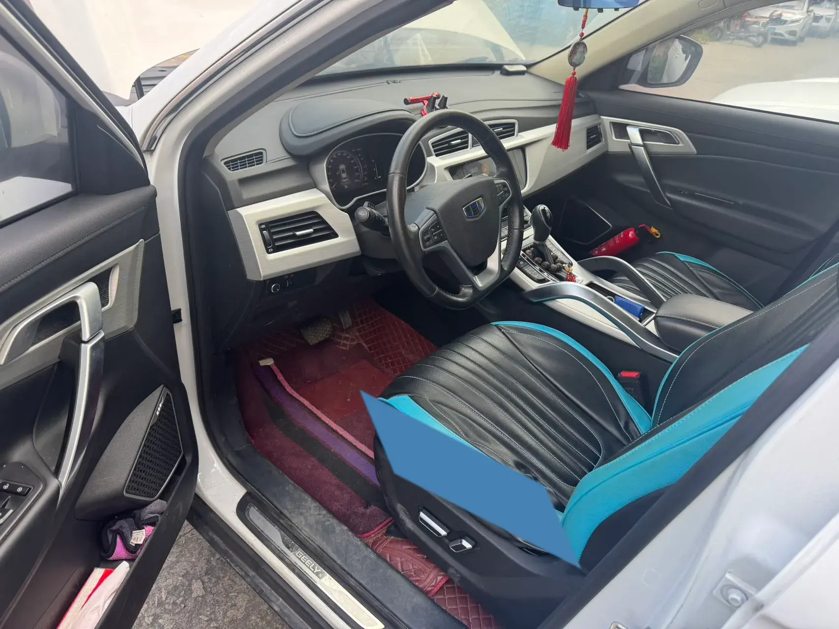 2018 GEELY AZKARRA thumbnail 3