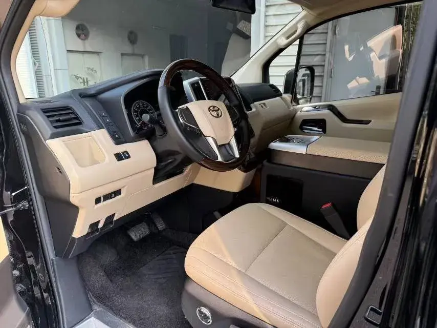 2019 GOLDEN DRAGON thumbnail 4