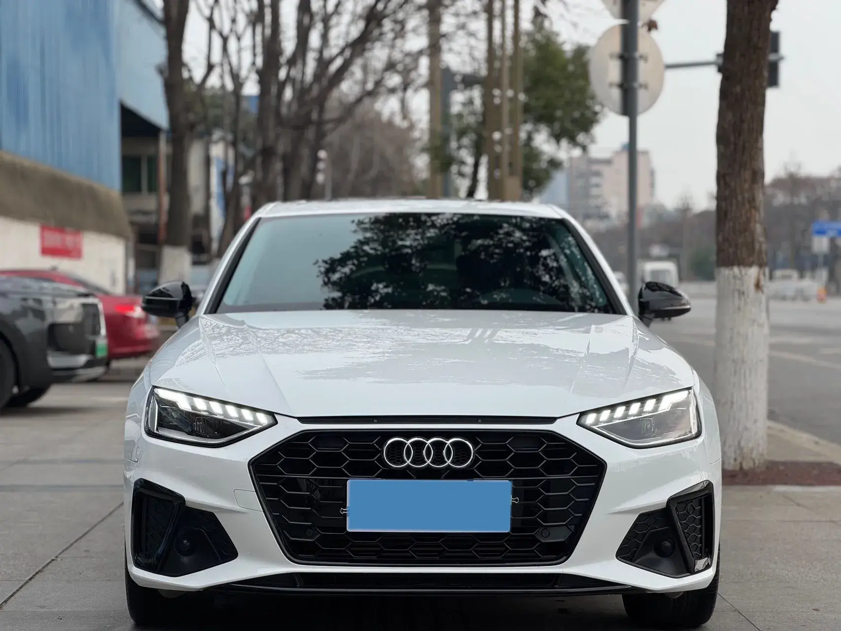 2020 AUDI A4L thumbnail 2