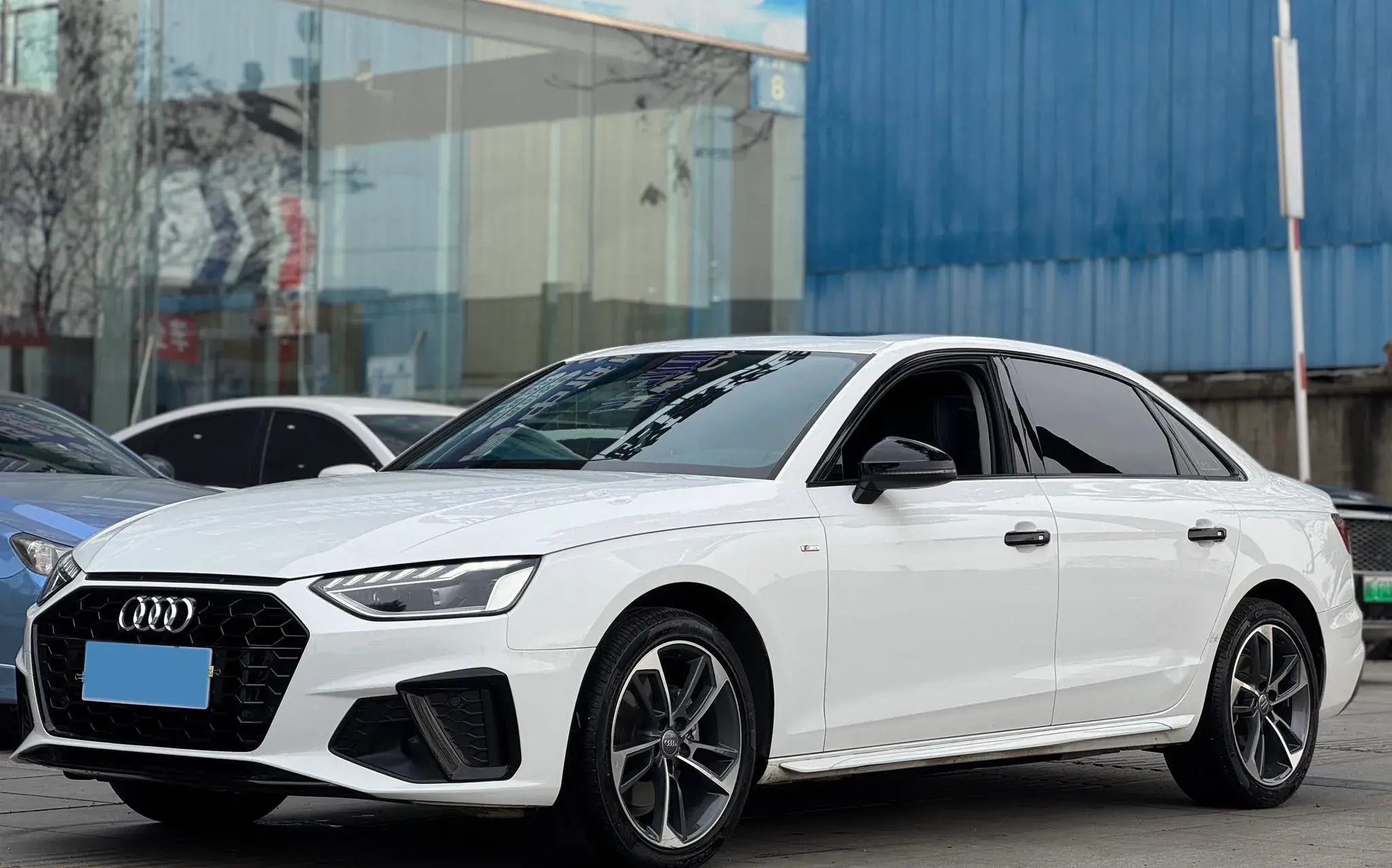 2020 AUDI A4L view 1