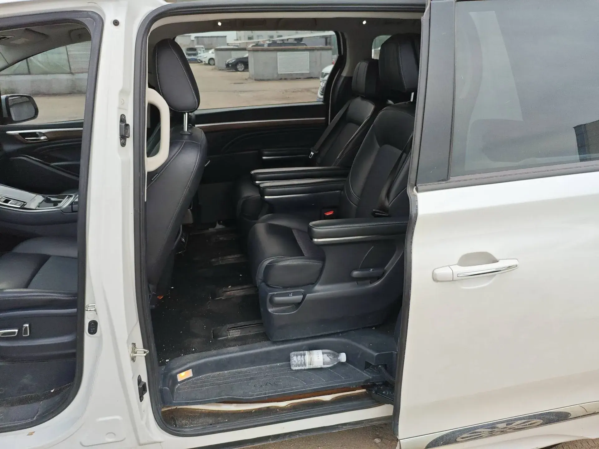 2021 GAC TRUMPCHI thumbnail 3