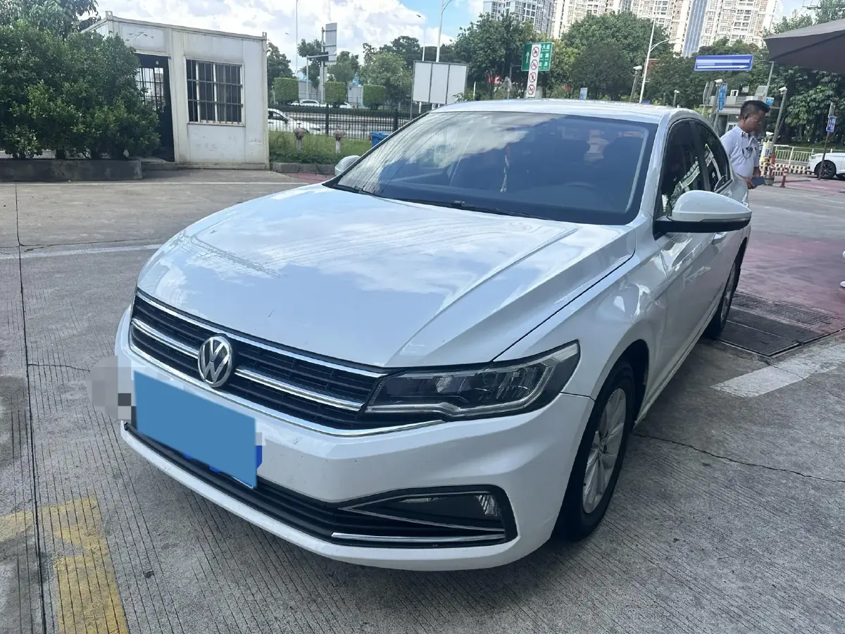 2020 Volkswagen Bora 1.5L 113HP L4 6AT