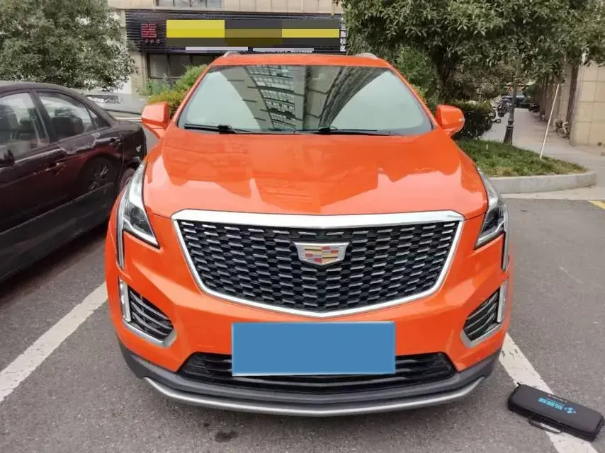 2021 CADILLAC XT5 thumbnail 2