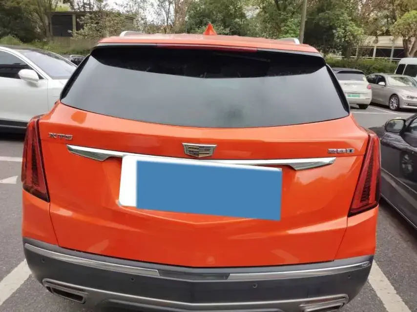 2021 CADILLAC XT5 thumbnail 3