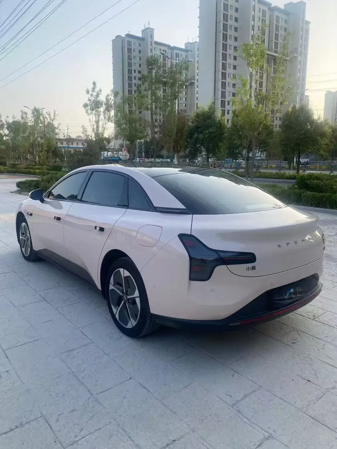 2024 XPENG MONA thumbnail 3