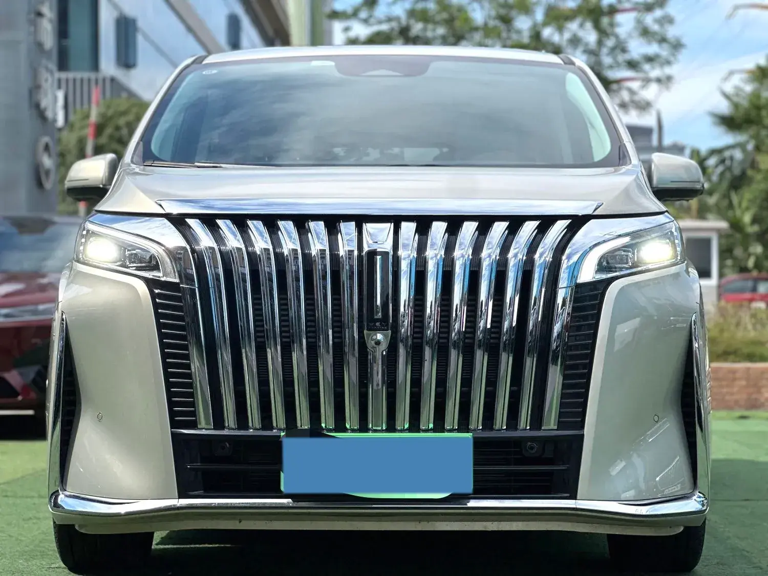 2024 HONGQI HQ9 thumbnail 2