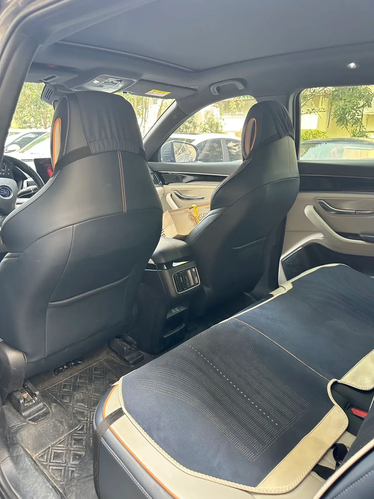 2022 BYD SONG thumbnail 4