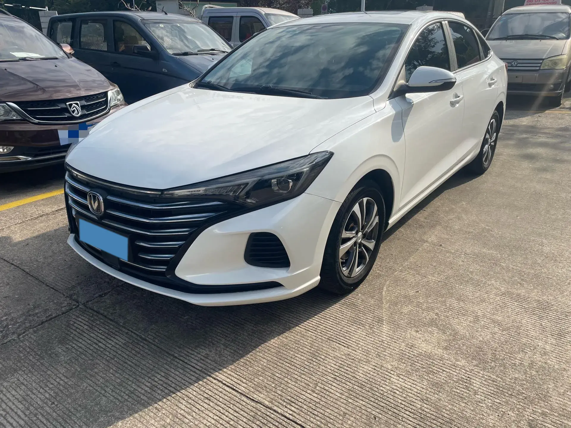 2020 CHANGAN EADO view 1