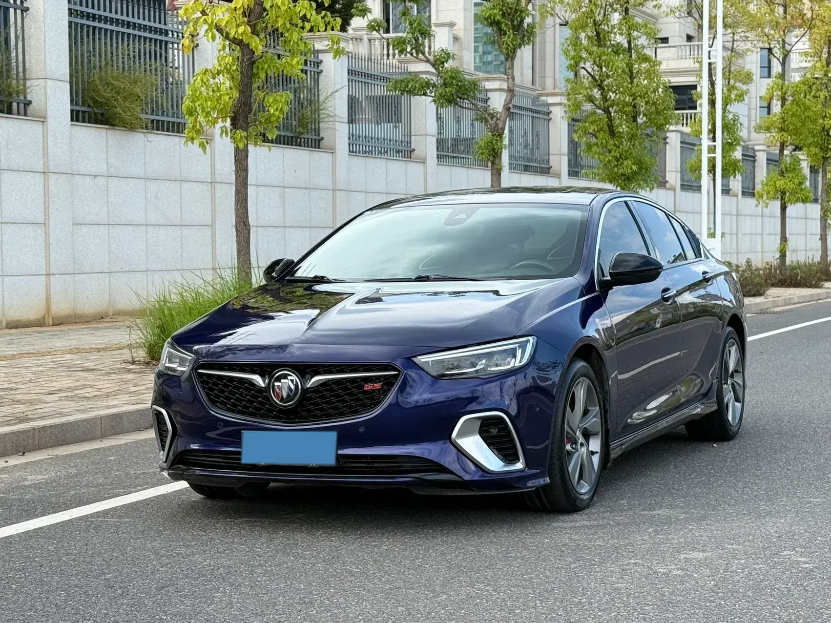 2019 BUICK REGAL view 1