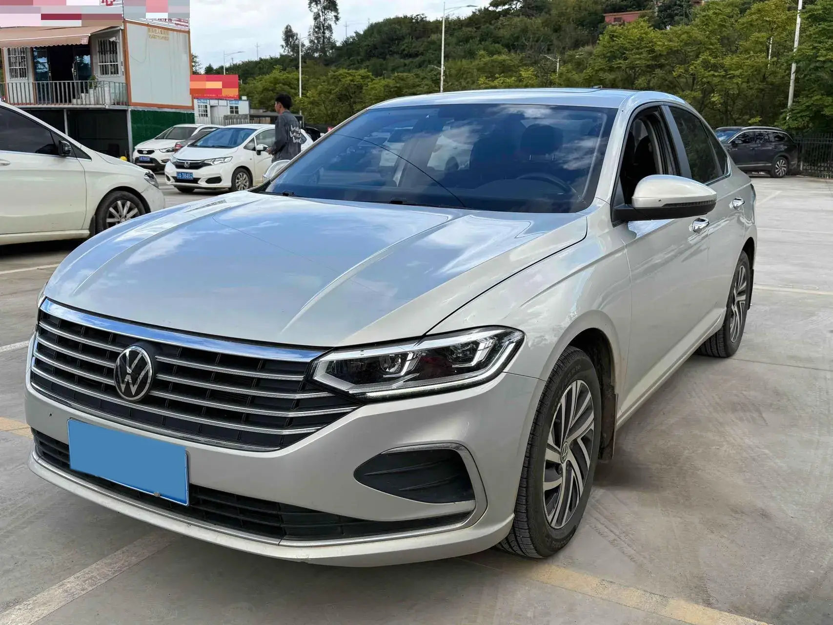 2023 VOLKSWAGEN LAVIDA view 1