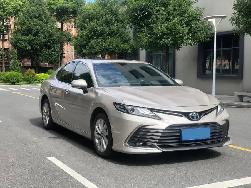2021 TOYOTA CAMRY thumbnail 2