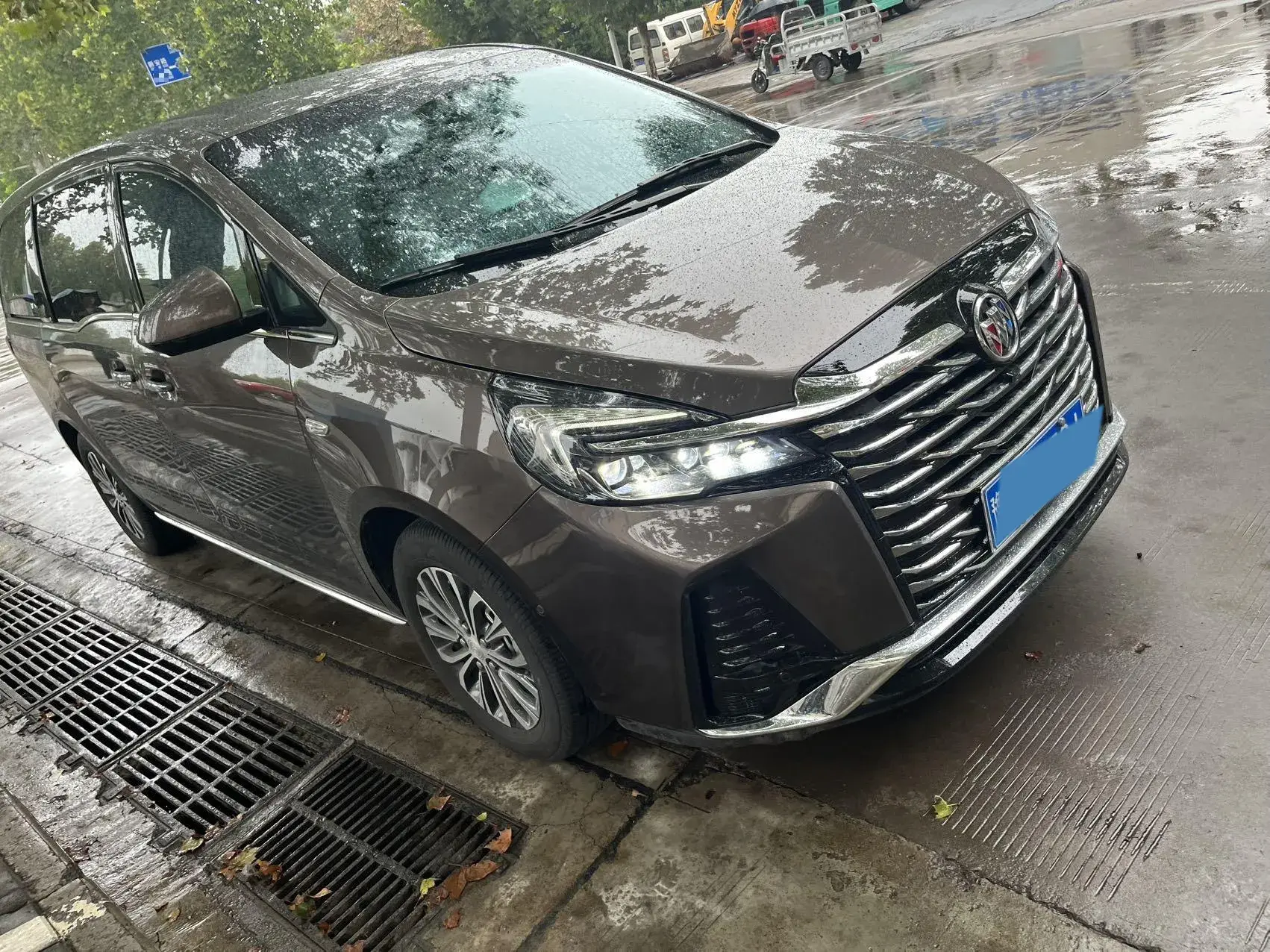 2023 BUICK GL8 thumbnail 3