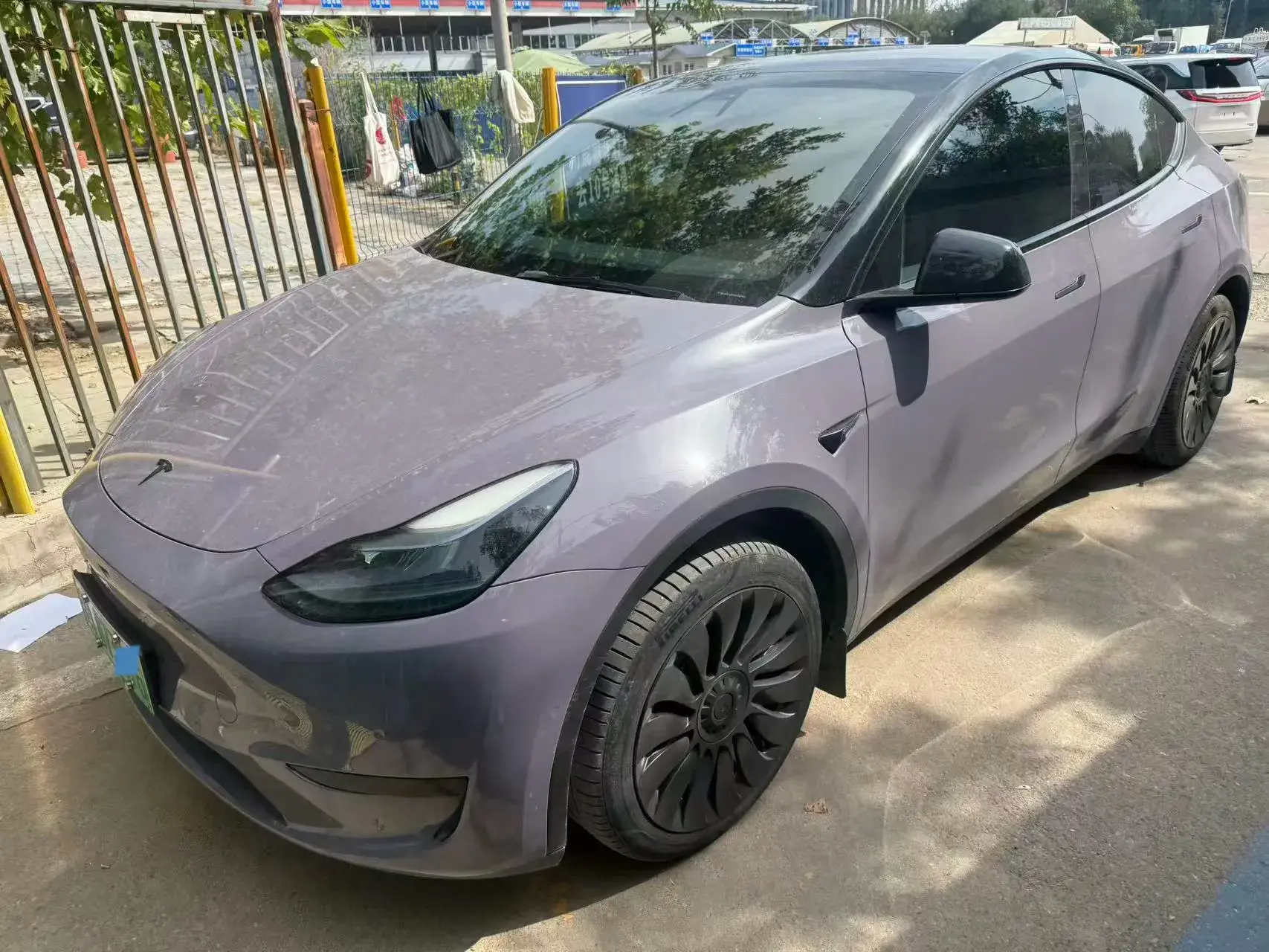 2022 TESLA MODEL view 1