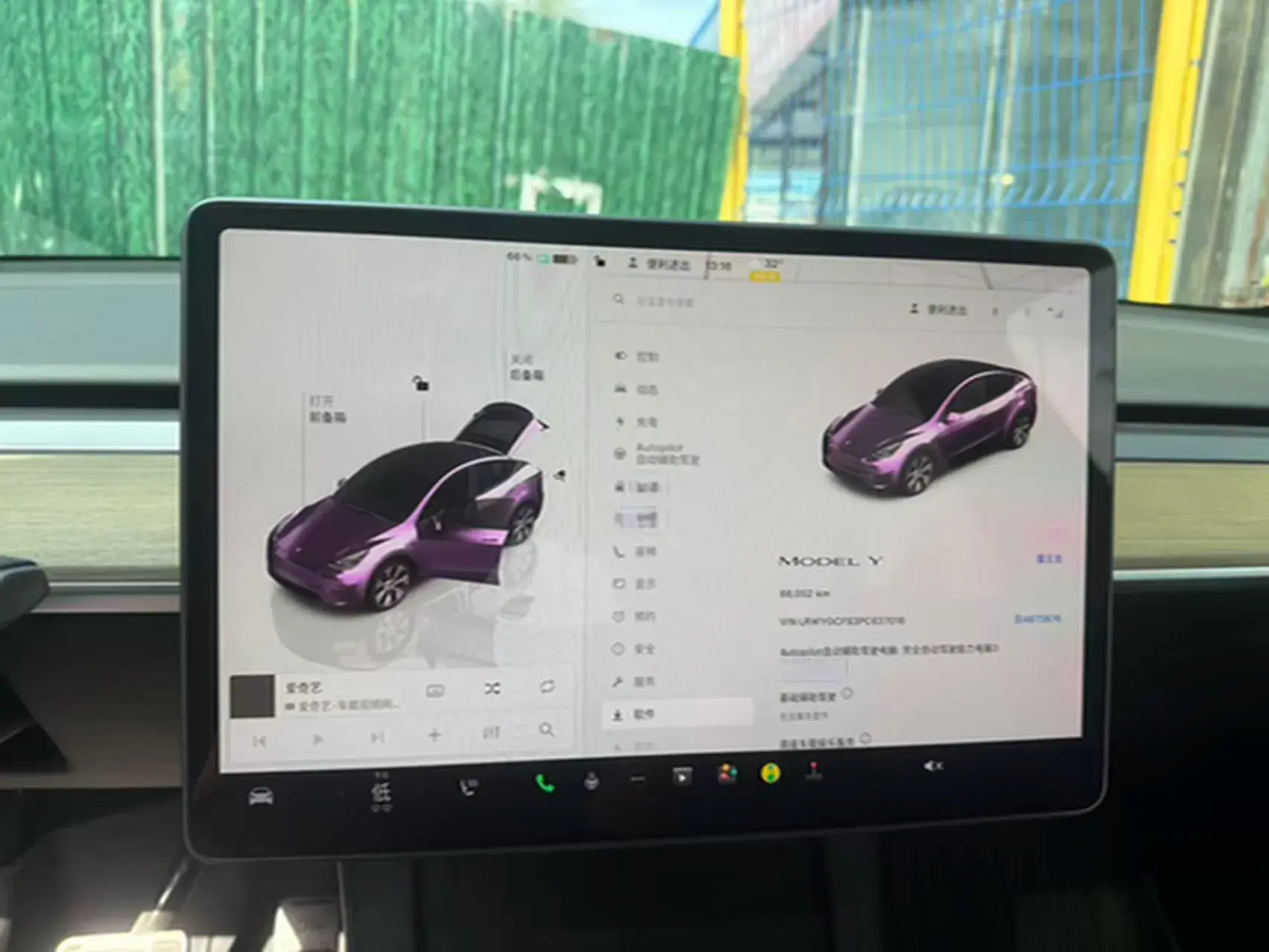 2022 TESLA MODEL thumbnail 4