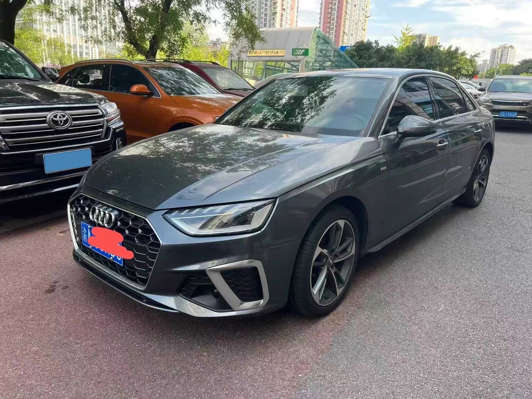 2020 AUDI A4L view 1