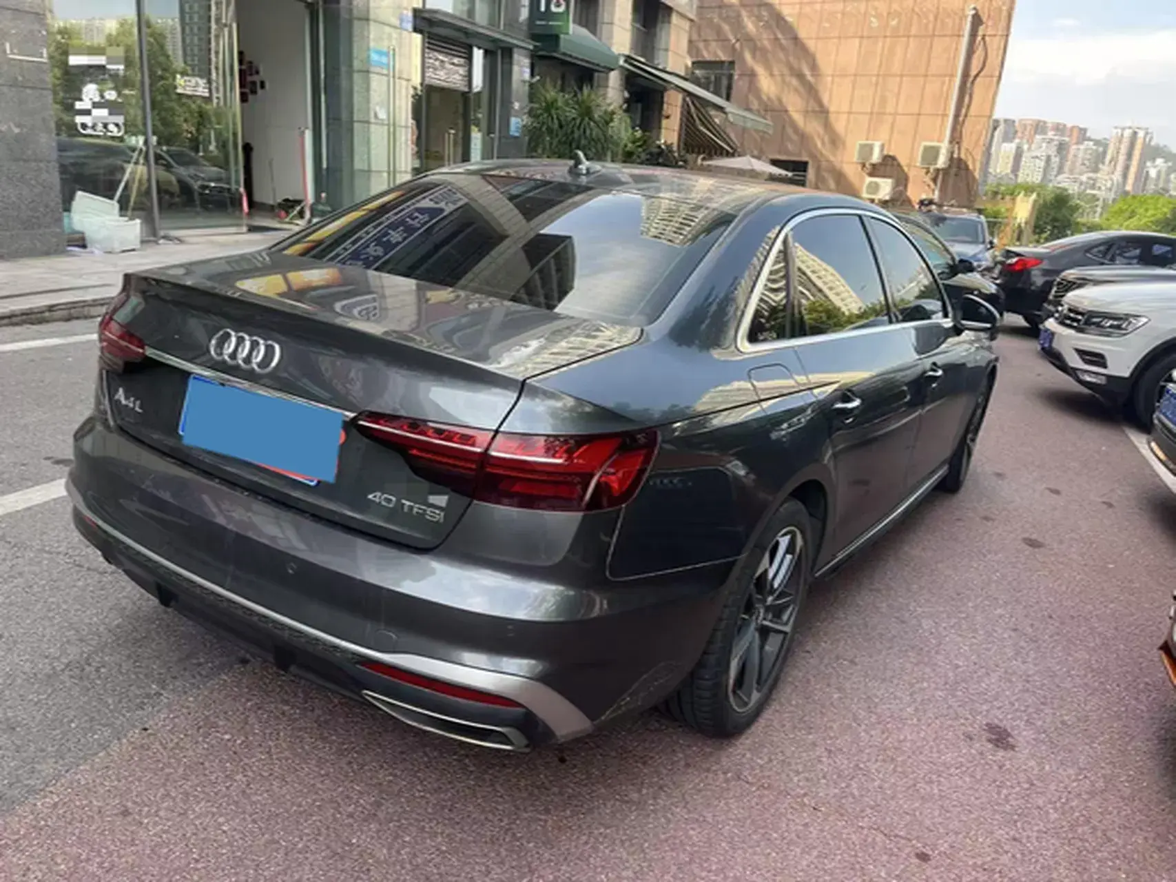 2020 AUDI A4L thumbnail 4