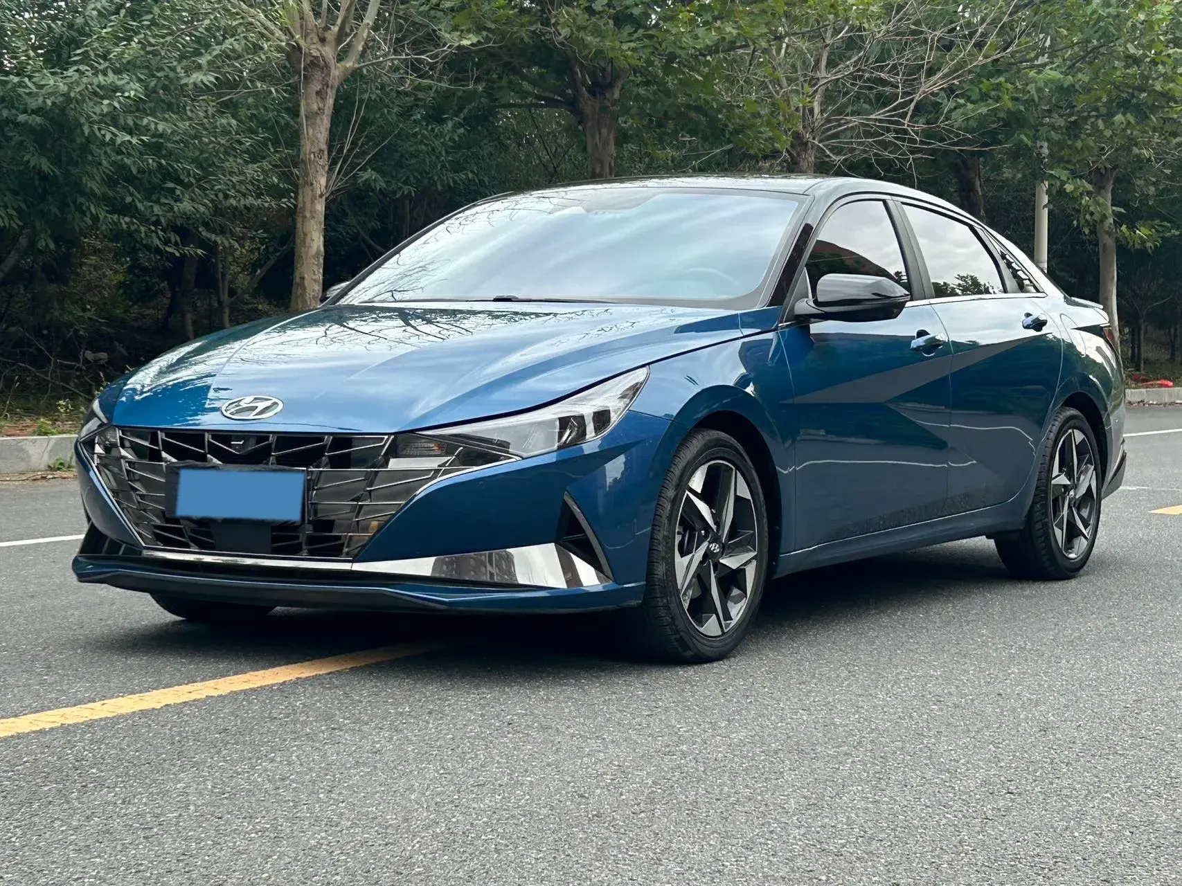 2021 HYUNDAI ELANTRA view 1