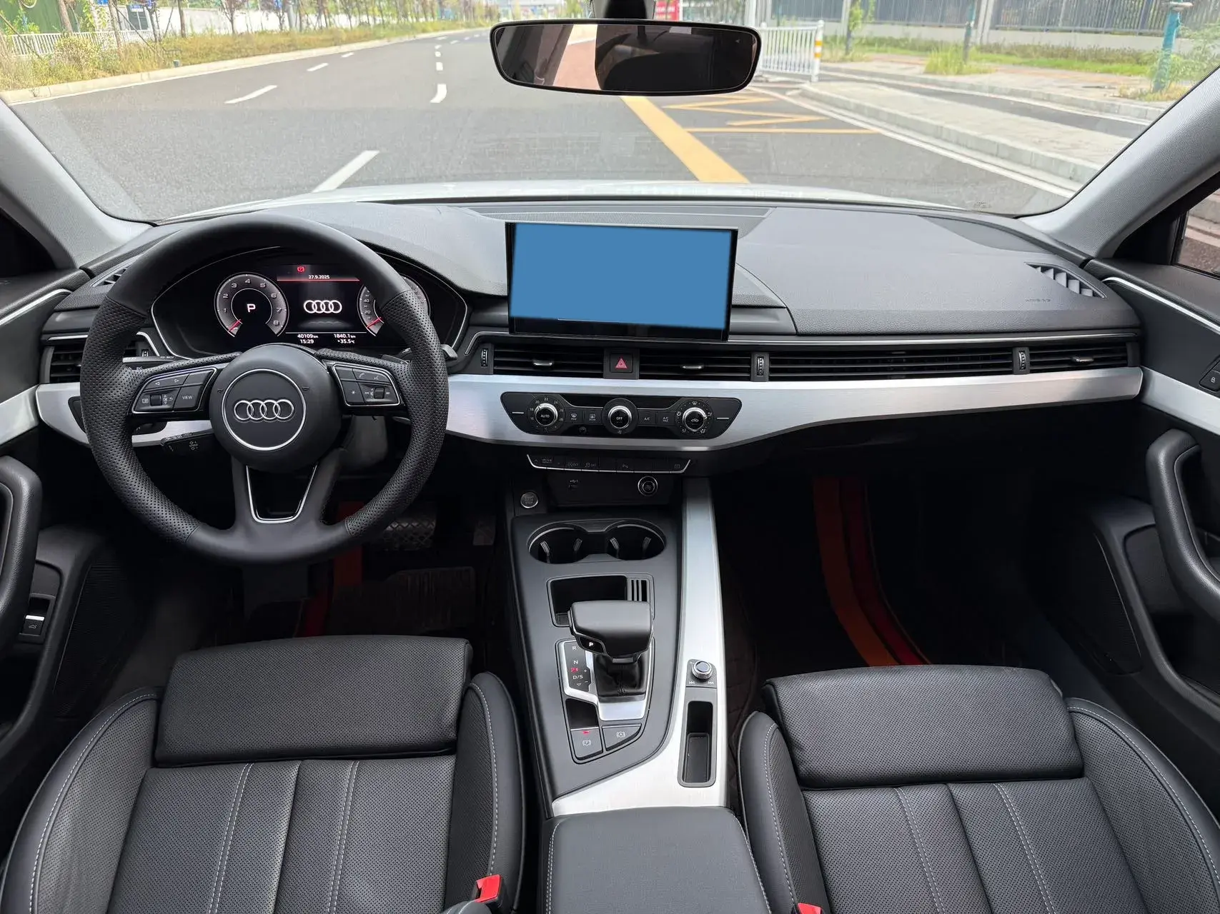 2021 AUDI A4L thumbnail 4