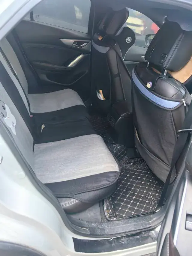 2018 MAZDA CX-4 thumbnail 4