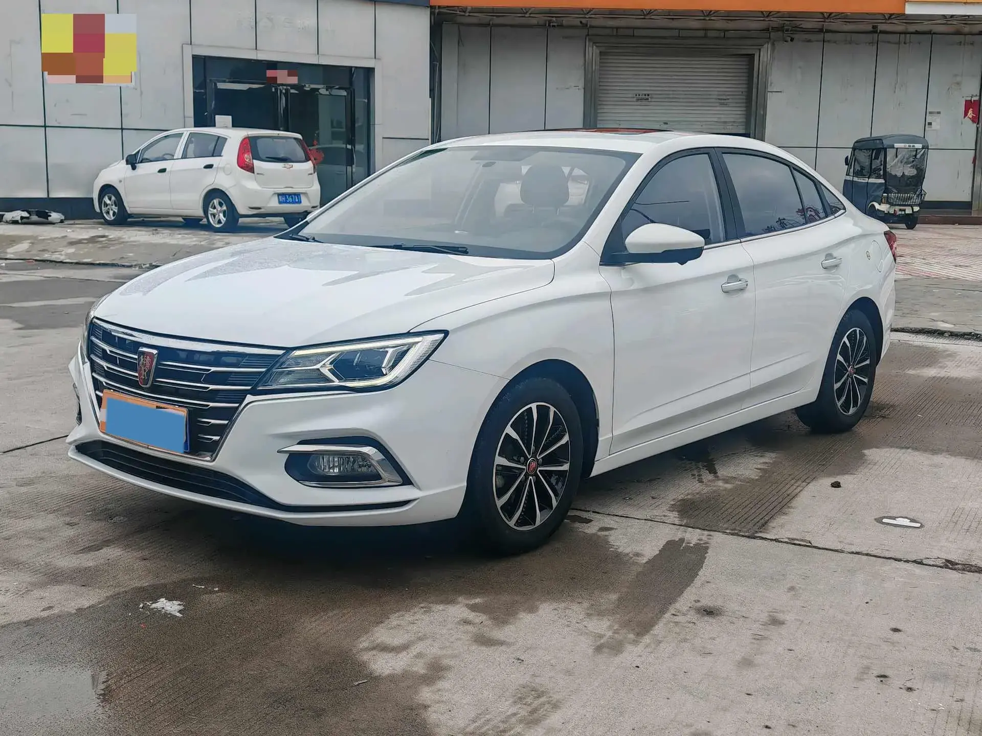2020 ROEWE I5 view 1