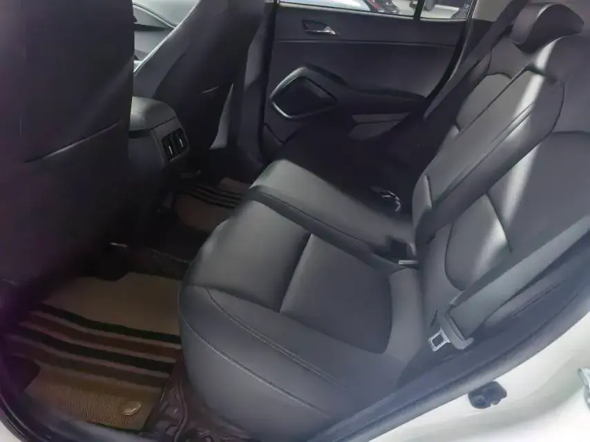 2021 HYUNDAI IX35 thumbnail 4