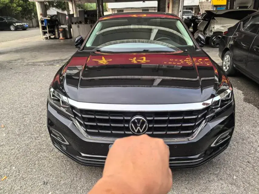 2020 VOLKSWAGEN PASSAT thumbnail 2