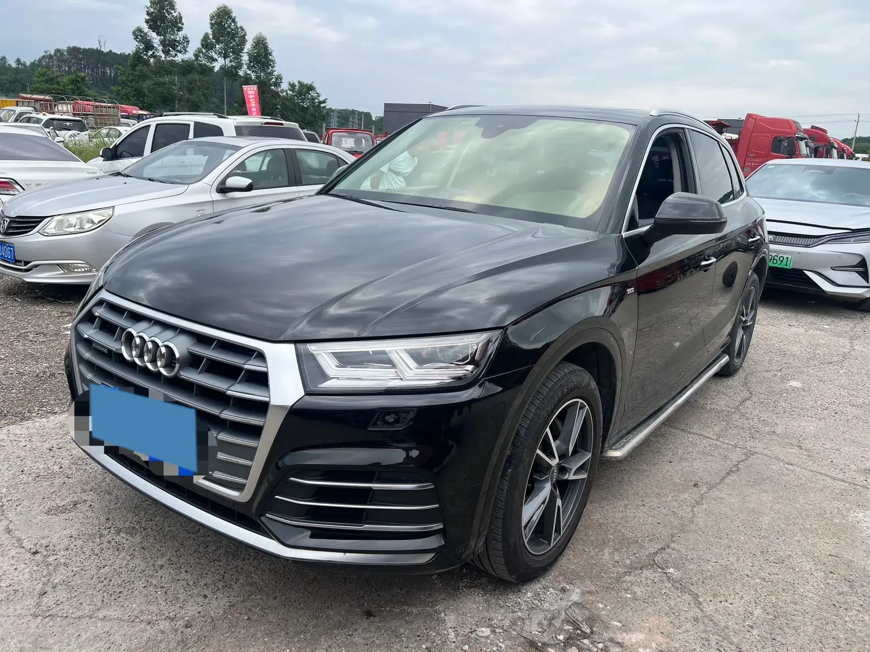 2020 AUDI Q5L view 1