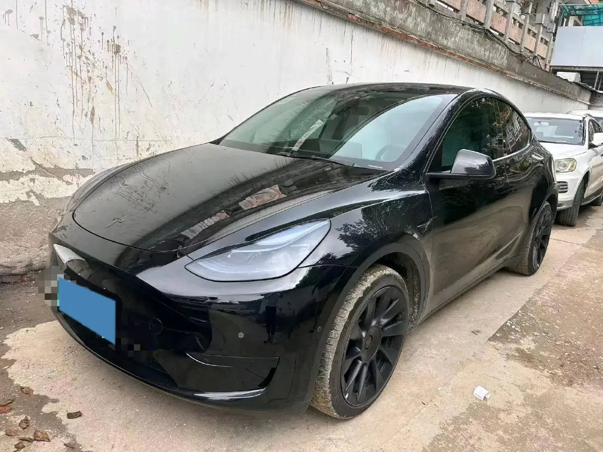 2022 Tesla Model Y BEV 60KWH