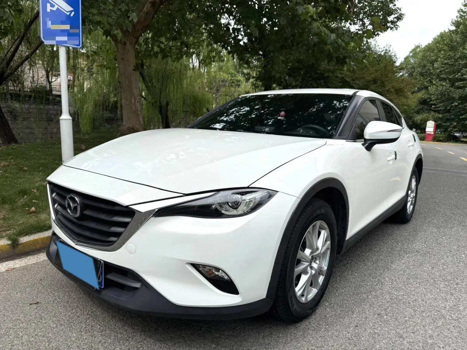 2018 MAZDA CX-4 view 1
