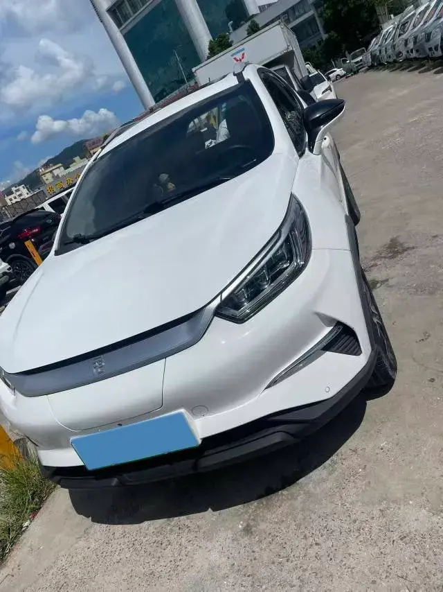 2021 BYD YUAN thumbnail 2