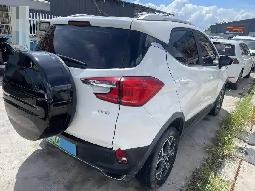 2021 BYD YUAN thumbnail 3