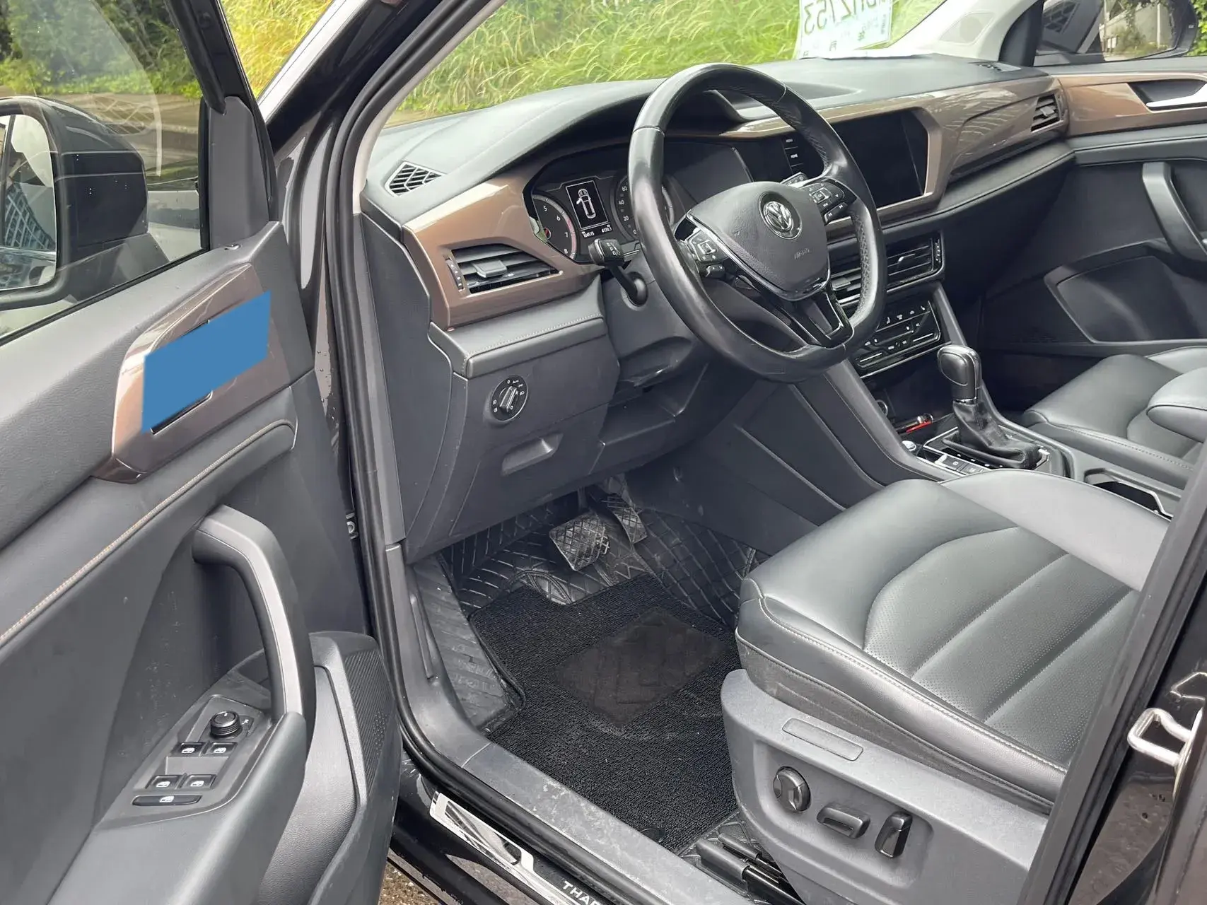 2021 VOLKSWAGEN THARU thumbnail 4