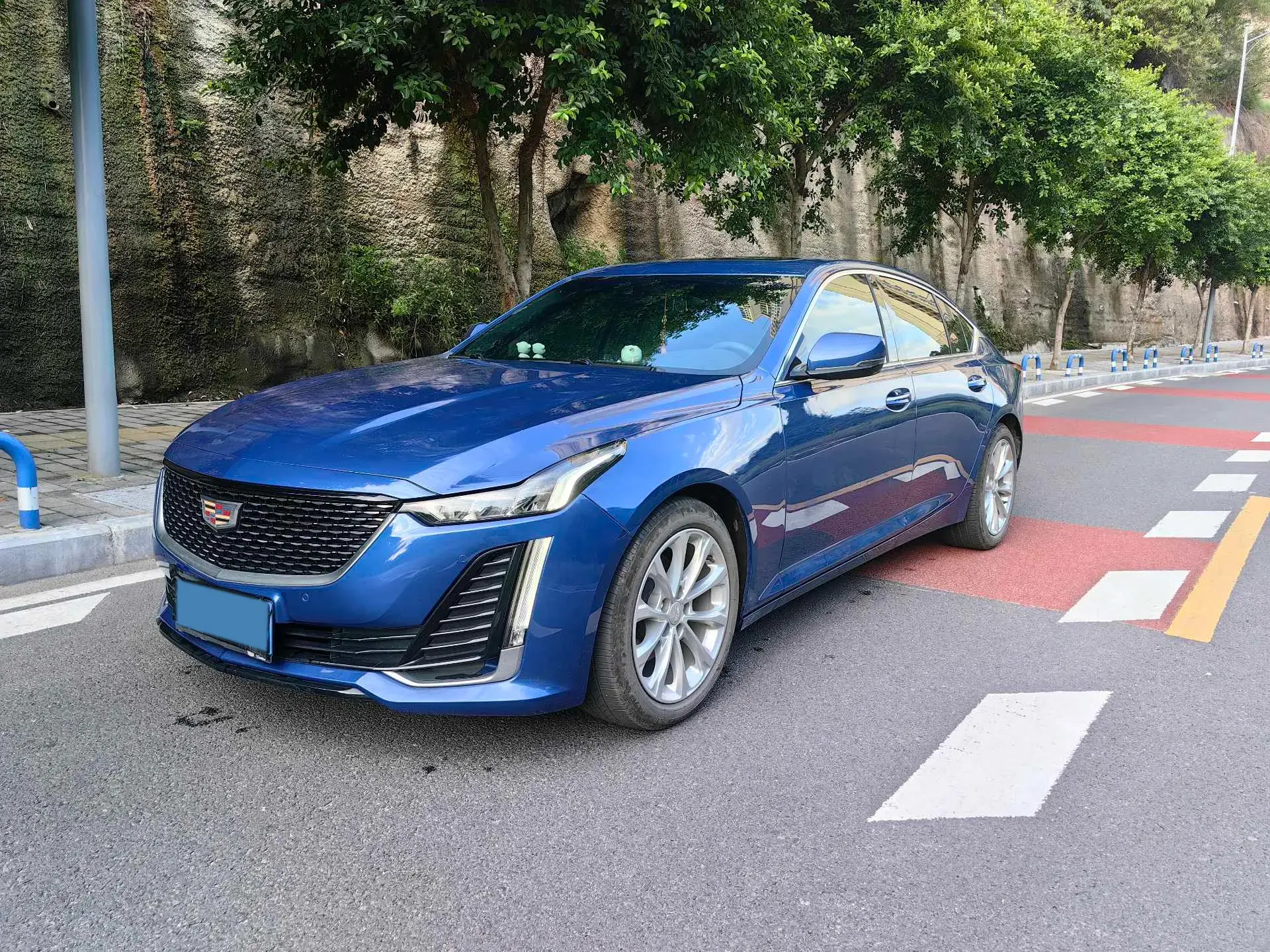 2021 CADILLAC CT5 view 1