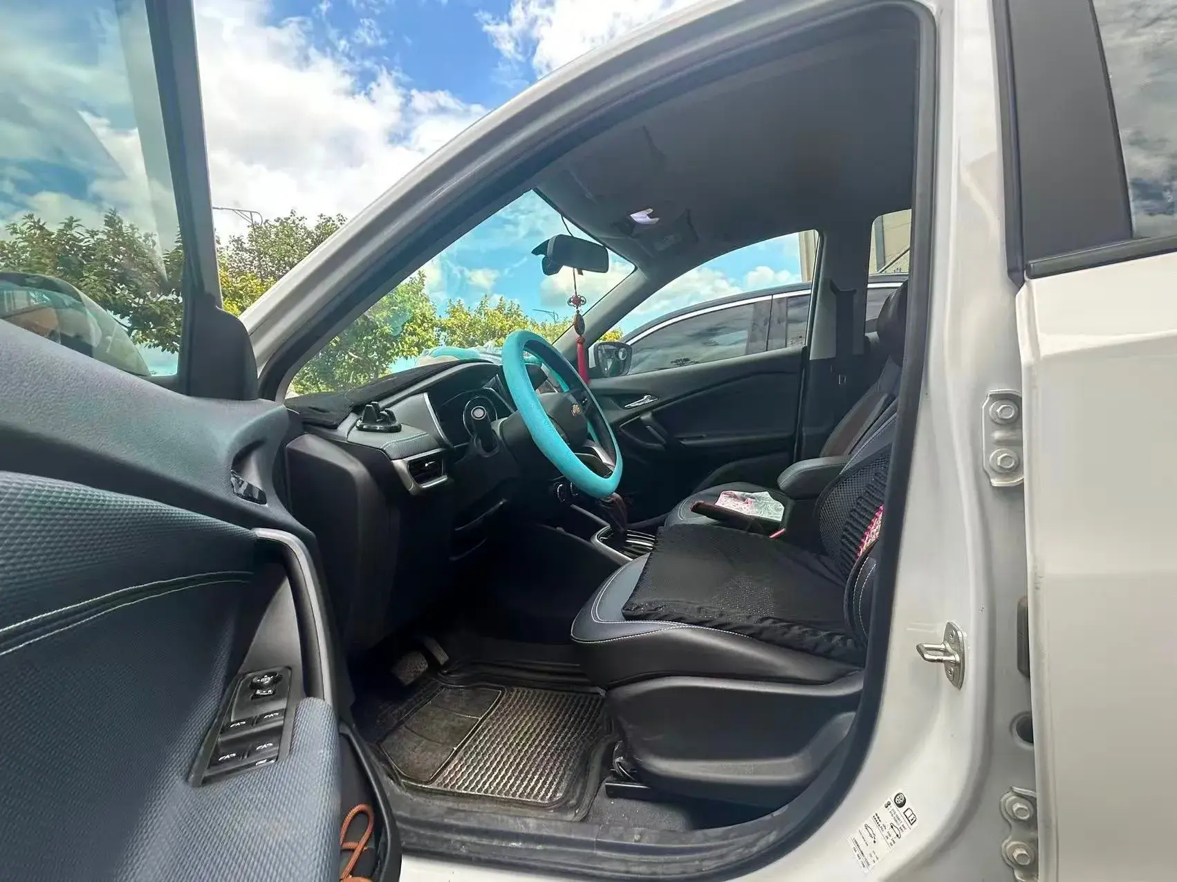 2021 CHEVROLET TRAX thumbnail 3