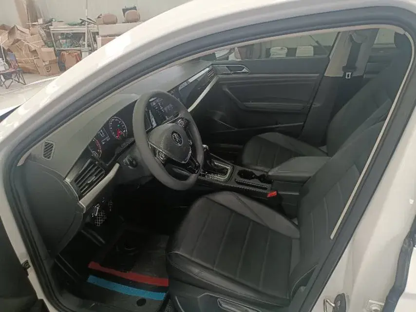 2019 VOLKSWAGEN LAVIDA thumbnail 4