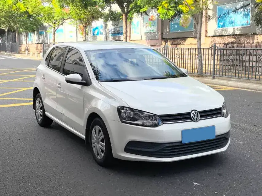 2018 VOLKSWAGEN POLO thumbnail 2