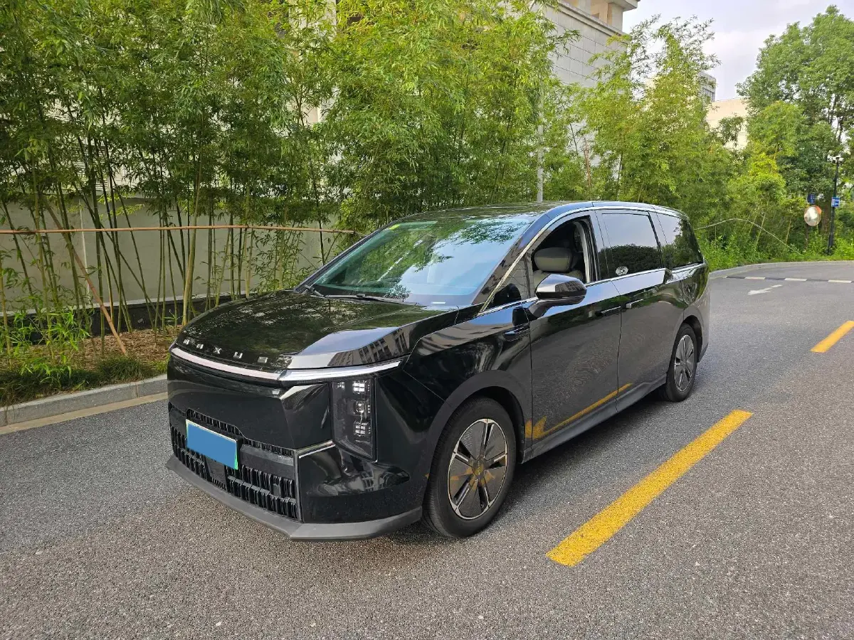 2024 MAXUS DaJia 7 1.5T 150HP L4 1DHT PHEV 39.7KWH