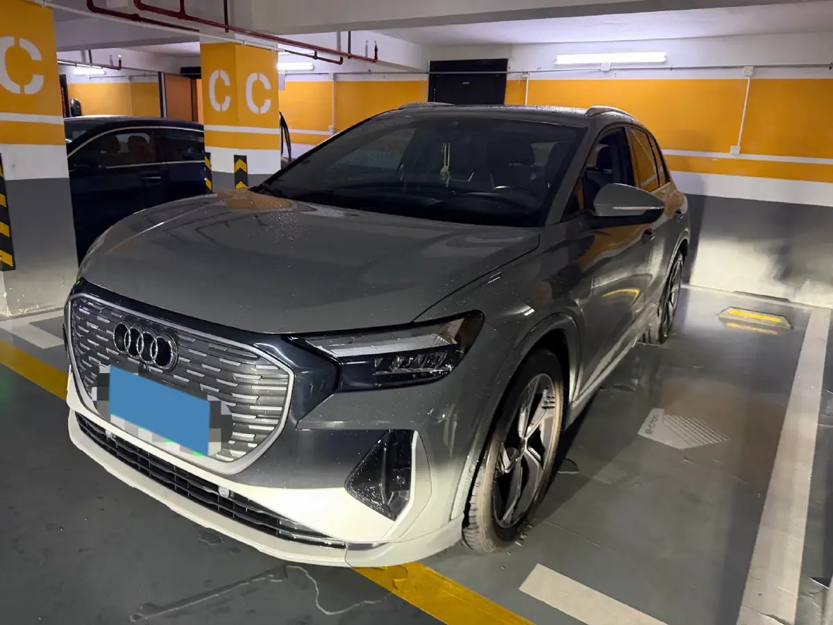 2022 Audi Q4 e-tron BEV 84.8KWH