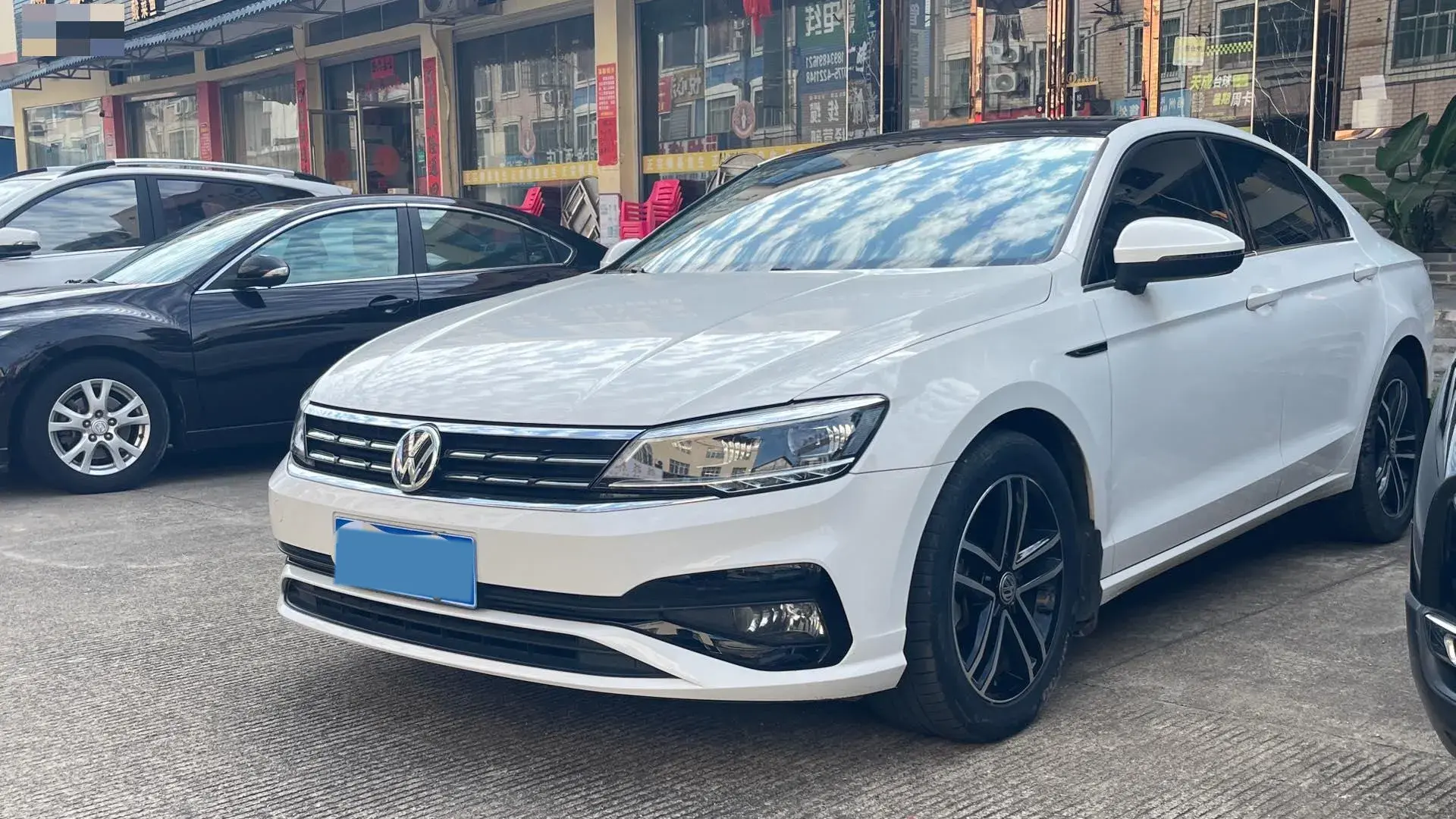 2019 VOLKSWAGEN LAMANDO view 1