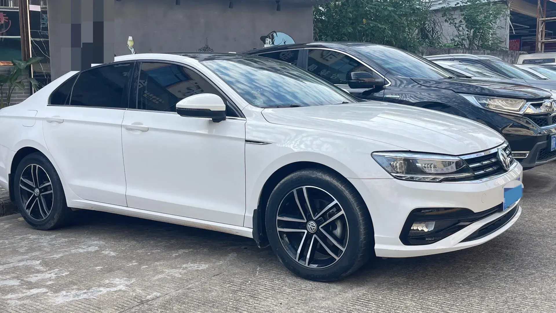 2019 VOLKSWAGEN LAMANDO thumbnail 3