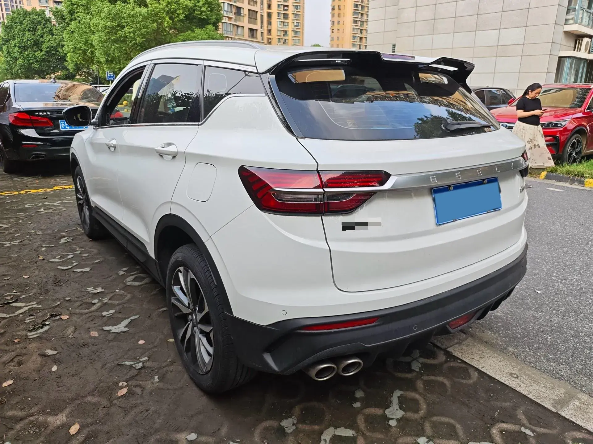 2020 GEELY COOLRAY thumbnail 3
