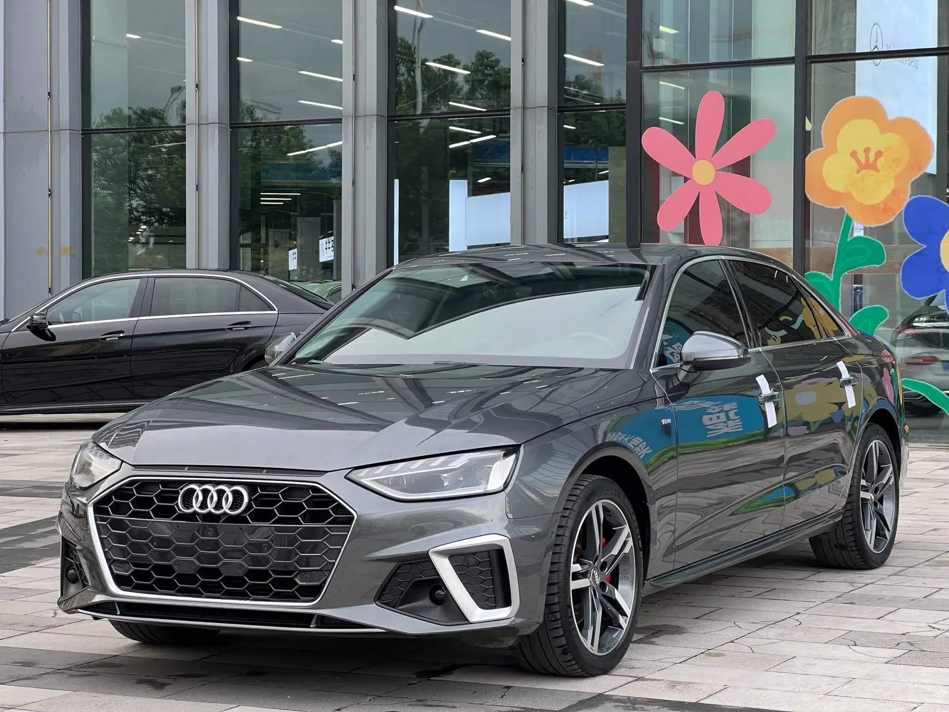 2020 AUDI A4L view 1