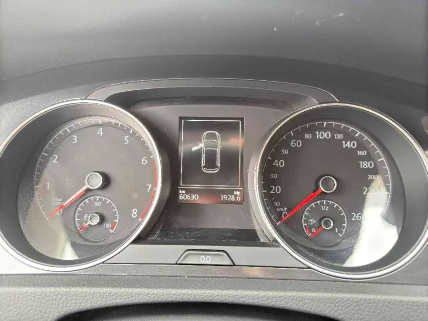 2018 VOLKSWAGEN GOLF thumbnail 2