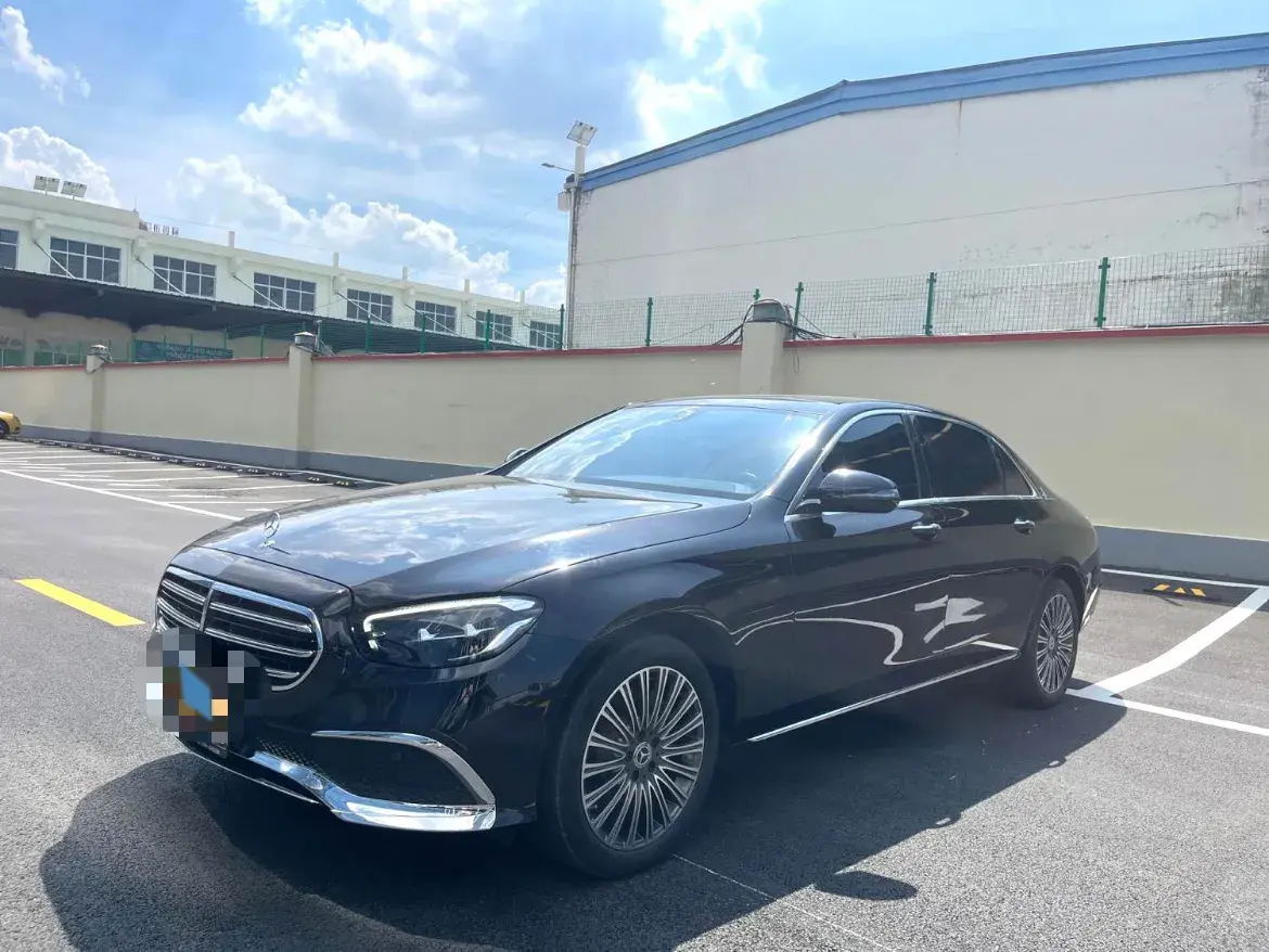 2022 MERCEDES-BENZ E view 1